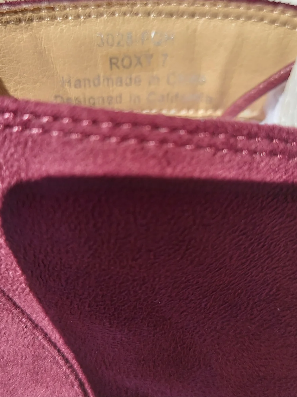 J. Adams Roxy Burgundy Suede Platform Wedges Womens Size 7 NWT Office Minimalist